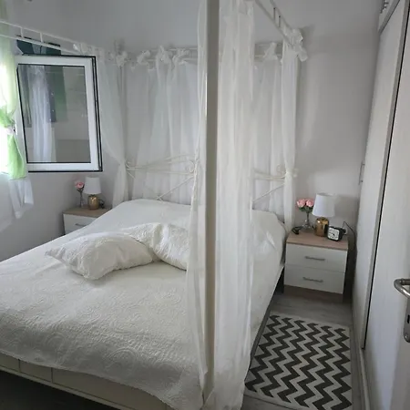 Sofia Sea View شقة