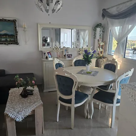 Sofia Sea View Apartman *