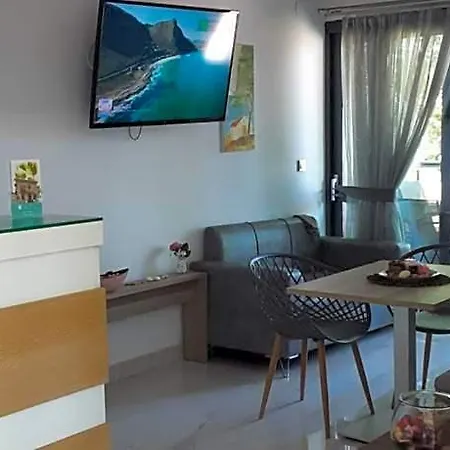 Sofia Sea View 公寓 *